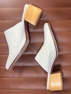 JAMES SMITH - White Python leather mules  NEW